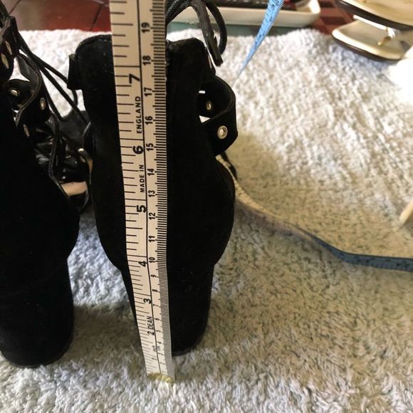 Yoko lace up / zip up black heeled 7.5 - Picture 4 of 9